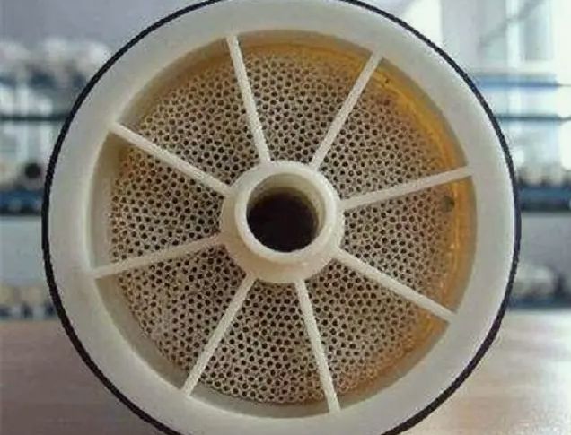 膜污染的原因及處理方法有哪些？（膜污染是什么）